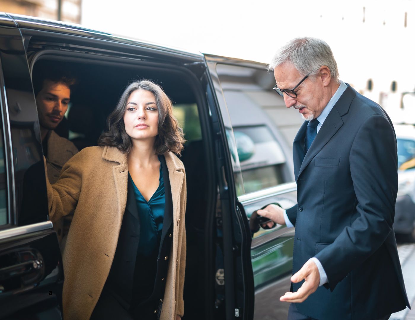 The Ultimate Guide to Airport Transfers - MMA Transfers